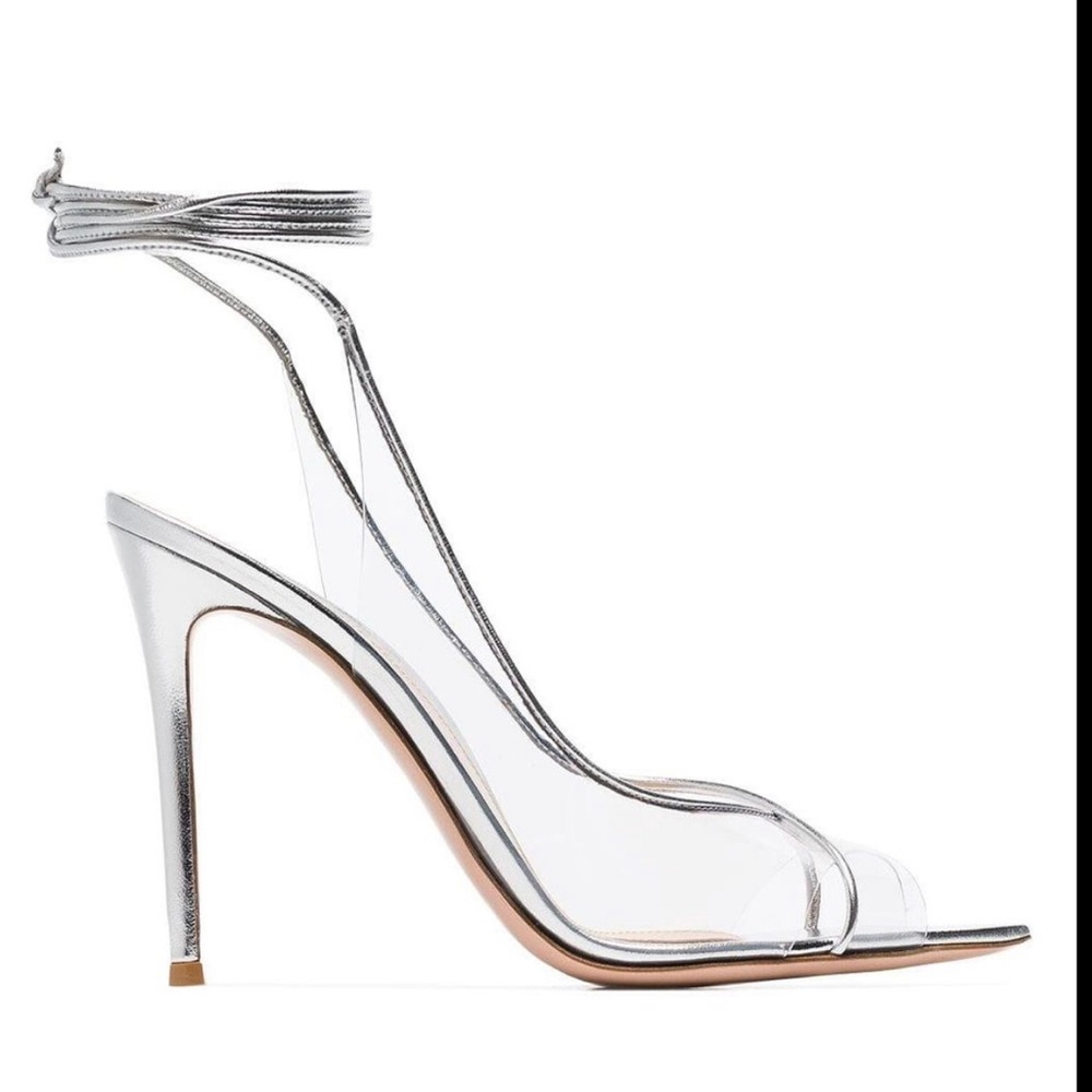 Gianvito Rossi
Women's Silver Metallic Denise Leather And Pvc 105 Sandals NEW